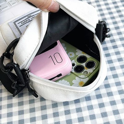 Pochette telephone | ElegaShield - Coin Numérique