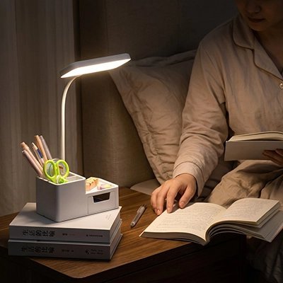 Lampe de bureau LED avec rangement | LumiDesk - Coin Numérique